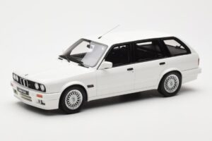 BMW 325i E30 Touring M Package Weiß Otto 1:18