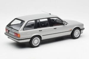 BMW 325i E30 Touring Silber Norev 1:18 183216 Metall — Bild 2 von 6