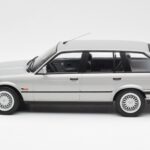 BMW 325i E30 Touring Silber Norev 1:18 - image 3 of 6