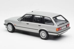 BMW 325i E30 Touring Silber Norev 1:18 183216 Metall — Bild 5 von 6