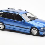 BMW 328i E36 Touring M Package Blau Otto 1:18 - image 4 of 6