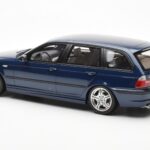 BMW 330i E46 Touring Blau Otto 1:18 - image 5 of 6