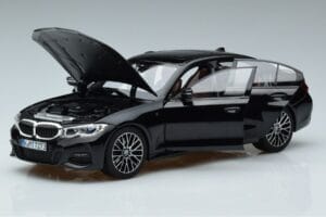 BMW 330i G20 Schwarz Metallic Norev 1:18 183277 Metall — Bild 2 von 7