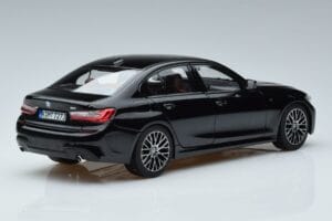 BMW 330i G20 Schwarz Metallic Norev 1:18 183277 Metall — Bild 3 von 7