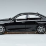 BMW 330i G20 Schwarz Metallic Norev 1:18 183277 Metall - image 4 of 7