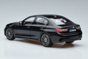 BMW 330i G20 Schwarz Metallic Norev 1:18 183277 Metall — Bild 6 von 7