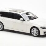 BMW 335i F31 Touring Alpine Weiß Paragon 1:18 - image 6 of 8