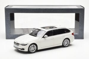 BMW 335i F31 Touring Alpine Weiß Paragon 1:18 80432244242 Metall — Bild 8 von 8
