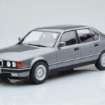 BMW 7 Series E32 740i Silber MCG 1:18 MCG18161 Metall
