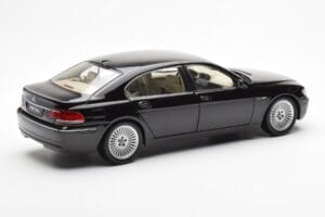 BMW 760Li E66 Schwarz Kyosho 1:18 08572BK Metall — Bild 3 von 9