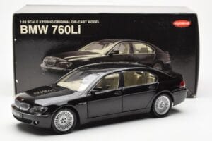 BMW 760Li E66 Schwarz Kyosho 1:18 08572BK Metall — Bild 9 von 9
