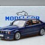 BMW Alpina B10 4.6 E34 Blau MCG 1:18 MCG18230 Metall - image 6 of 6