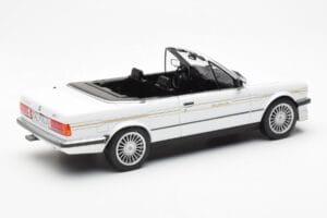 BMW Alpina C2 2.7 E30 Cabriolet Weiß MCG 1:18 MCG18383 Metall — Bild 2 von 6