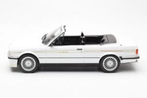 BMW Alpina C2 2.7 E30 Cabriolet Weiß MCG 1:18 MCG18383 Metall — Bild 3 von 6