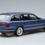 BMW Alpina B10 E34 4.0 Touring Blau Otto 1:18 OT944 Resin - image 2 of 6