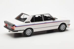 BMW M535i E12 Weiß Norev 1:18 183265 Metall — Bild 2 von 5