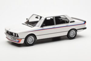 BMW M535i E12 Weiß Norev 1:18