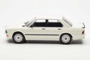 BMW M535i E28 Weiß Norev 1:18 183260 Metall — Bild 3 von 6