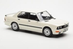 BMW M535i E28 Weiß Norev 1:18 183260 Metall — Bild 4 von 6