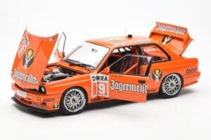BMW M3 E30 #19 A. Hahne Jägermeister DTM 1992 AUTOart 1:18 89248 Metall — Bild 2 von 8