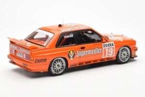 BMW M3 E30 #19 A. Hahne Jägermeister DTM 1992 AUTOart 1:18 89248 Metall — Bild 3 von 8