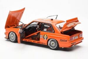 BMW M3 E30 #19 A. Hahne Jägermeister DTM 1992 AUTOart 1:18 89248 Metall — Bild 5 von 8