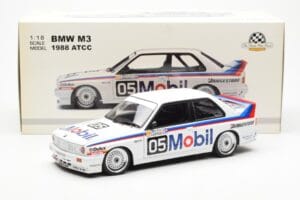BMW M3 E30 #5 P. Brock Mobil ATCC 1988 AUTOart 1:18 88845 Metall — Bild 8 von 8