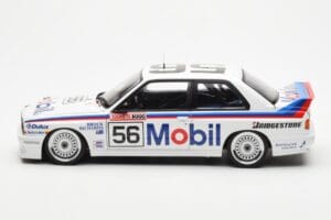 BMW M3 E30 #56 P. Brock / J. Richards Mobil Bathurst 1000 1988 AUTOart 1:18 88847 Metall — Bild 4 von 9