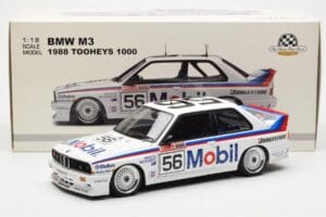 BMW M3 E30 #56 P. Brock / J. Richards Mobil Bathurst 1000 1988 AUTOart 1:18 88847 Metall — Bild 9 von 9