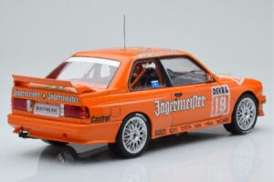 BMW M3 E30 Jagermeister #19 A. Hahne DTM Nurburgring 1992 IXO 1:18 18RMC082A Metall — Bild 2 von 6