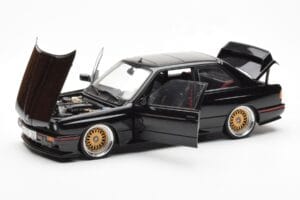 BMW M3 E30 Sport Evolution Schwarz Custom Wheels AUTOart 1:18 70562 Metall — Bild 2 von 8