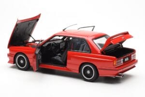 BMW M3 E30 Sport Evolution Cecotto Edition Rot AUTOart 1:18 70566 Metall — Bild 5 von 8