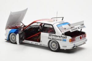 BMW M3 E30 #3 J. Cecotto Warsteiner DTM 1991 AUTOart 1:18 89145 Metall — Bild 5 von 8