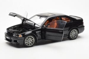 BMW M3 E46 Schwarz AUTOart 1:18 70541 Metall — Bild 2 von 8