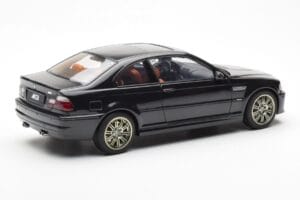 BMW M3 E46 Schwarz AUTOart 1:18 70541 Metall — Bild 3 von 8