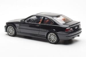 BMW M3 E46 Schwarz AUTOart 1:18 70541 Metall — Bild 7 von 8