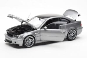 BMW M3 E46 CSL Grau Kyosho 1:18 80430302734 Metall — Bild 2 von 8