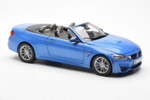 BMW M4 F83 Cabriolet Yas Marina Blau Paragon 1:18 80432339612 Metall — Bild 6 von 8