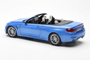 BMW M4 F83 Cabriolet Yas Marina Blau Paragon 1:18 80432339612 Metall — Bild 7 von 8