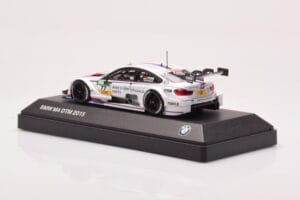 BMW M4 F82 #77 M. Tomczyk BMW M Performance Parts DTM 2015 Minichamps 1:43 80422405594 Metall — Bild 3 von 4
