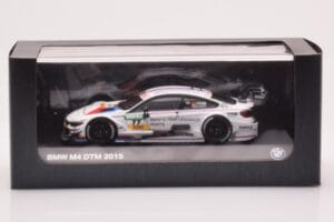 BMW M4 F82 #77 M. Tomczyk BMW M Performance Parts DTM 2015 Minichamps 1:43 80422405594 Metall — Bild 4 von 4