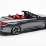 BMW M4 F83 Cabriolet Grau GT Spirit 1:18 - image 2 of 6