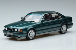 BMW M5 E34 Cecotto Edition Grün Otto 1:18