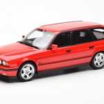 BMW M5 E34 Touring Rot Otto 1:18