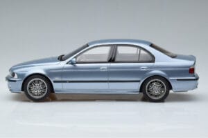 BMW M5 E39 Silverwater Blau Otto 1:18 OT554 Resin — Bild 3 von 6