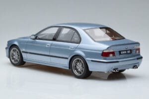 BMW M5 E39 Silverwater Blau Otto 1:18 OT554 Resin — Bild 5 von 6