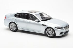 BMW M5 F10 Silverstone Silber Paragon 1:18 80432186353 Metall — Bild 6 von 8