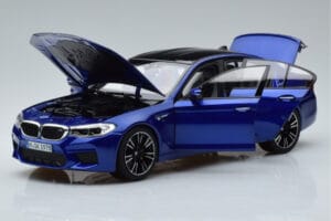 BMW M5 F90 Marina Bay Blau Norev 1:18 80432454783 Metall — Bild 2 von 7