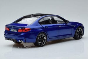 BMW M5 F90 Marina Bay Blau Norev 1:18 80432454783 Metall — Bild 3 von 7
