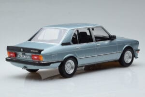 BMW M535i E12 Blau Norev 1:18 183269 Metall — Bild 2 von 6